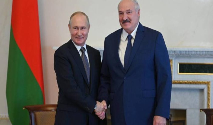 Putin Lukaşenko ilə görüşdü Putin Lukaşenko ilə görüşdü