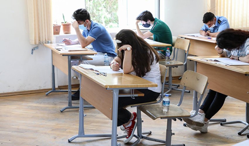 Bu gün 21 mindən çox abituriyent imtahan verəcək