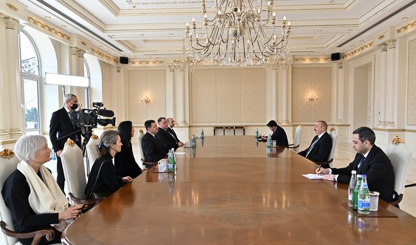 Prezident İlham Əliyev Estoniya Parlamentinin sədrini qəbul edib