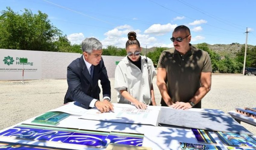 Prezident İlham Əliyev və Mehriban Əliyevaya Zəngilanın Baş planı təqdim olunub