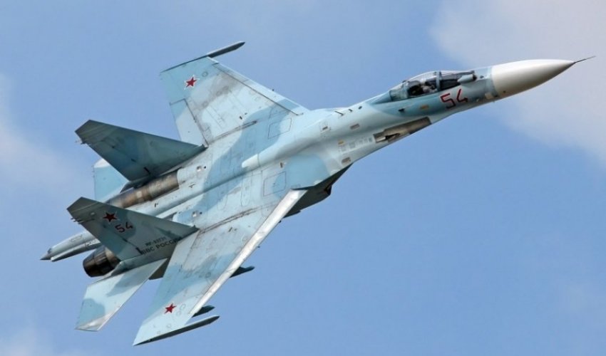 Rusiyaya məxsus Su-35 qırıcısı vuruldu Rusiyaya məxsus Su-35 qırıcısı vuruldu