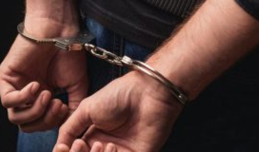 Narkotik çəkib maşın sürdü, polisdən qaça bilmədi
