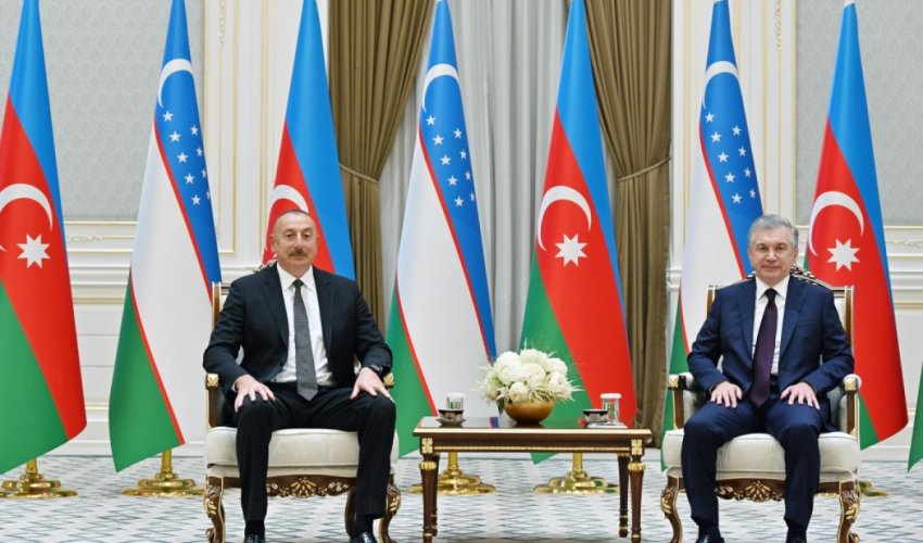 Azərbaycan-Özbəkistan sənədləri imzalanıb Azərbaycan-Özbəkistan sənədləri imzalanıb