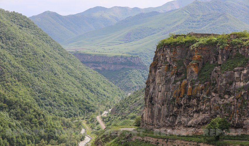 Pakistan eyes expanding trade relations with Azerbaijan, implement projects in Karabakh Pakistan eyes expanding trade relations with Azerbaijan, implement projects in Karabakh