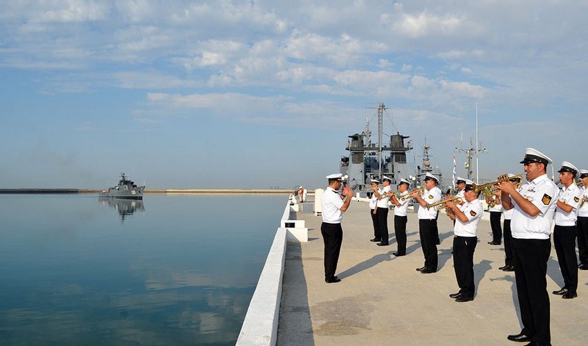 Ships of Azerbaijani Naval Forces return from Russia