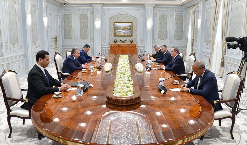 Minister of Economy of Azerbaijan meets with Uzbek President