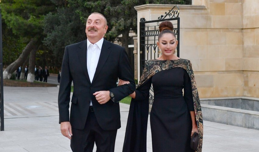 Ilham Aliyev and Mehriban Aliyeva attend memorial evening for Muslum Magomayev