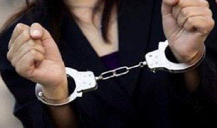 Bakıda 2 qadının da üzv olduğu dəstə evə basqın etdi Bakıda 2 qadının da üzv olduğu dəstə evə basqın etdi