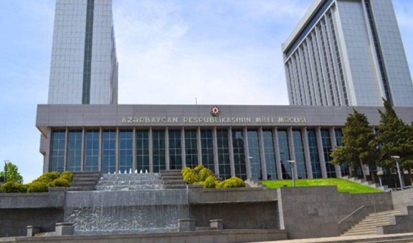 Deputatlar Strasburqa gedirlər Deputatlar Strasburqa gedirlər