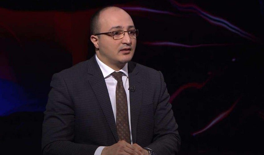 Expert: Paris can no longer mediate between Baku and Yerevan Expert: Paris can no longer mediate between Baku and Yerevan