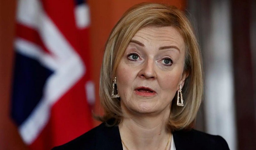 Liz Truss announces resignation