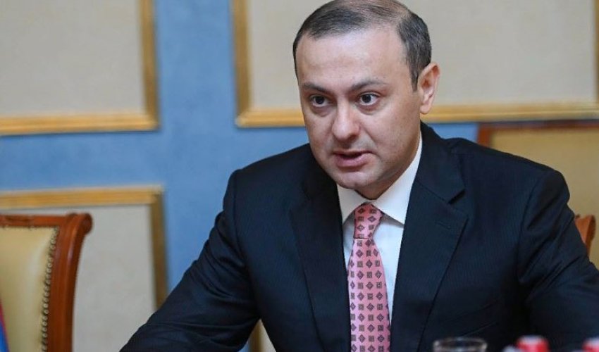 Qriqoryan: Sülh müqaviləsi ilə bağlı Bakı və Rusiyanın təklifləri var Qriqoryan: Sülh müqaviləsi ilə bağlı Bakı və Rusiyanın təklifləri var