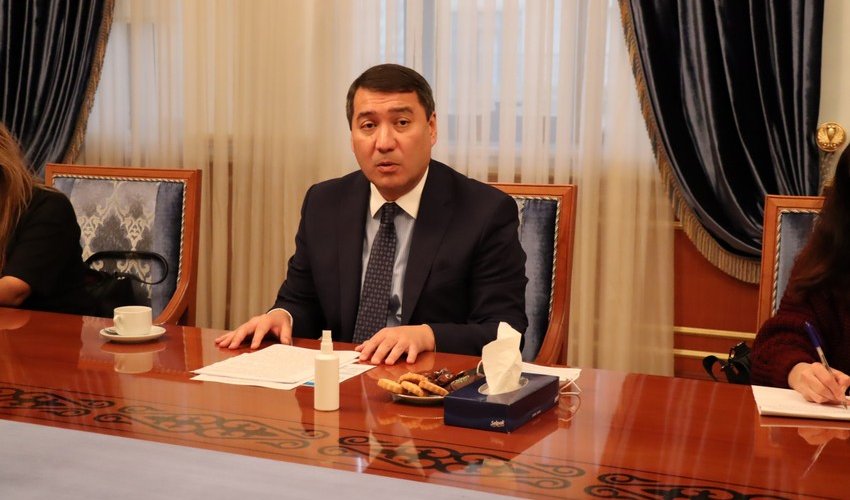 Ambassador: Kazakhstan, Azerbaijan eye increasing trade to $1B