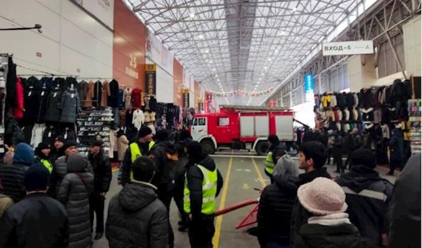 Moskvada azərbaycanlı iş adamlarına məxsus bazar yanır Moskvada azərbaycanlı iş adamlarına məxsus bazar yanır
