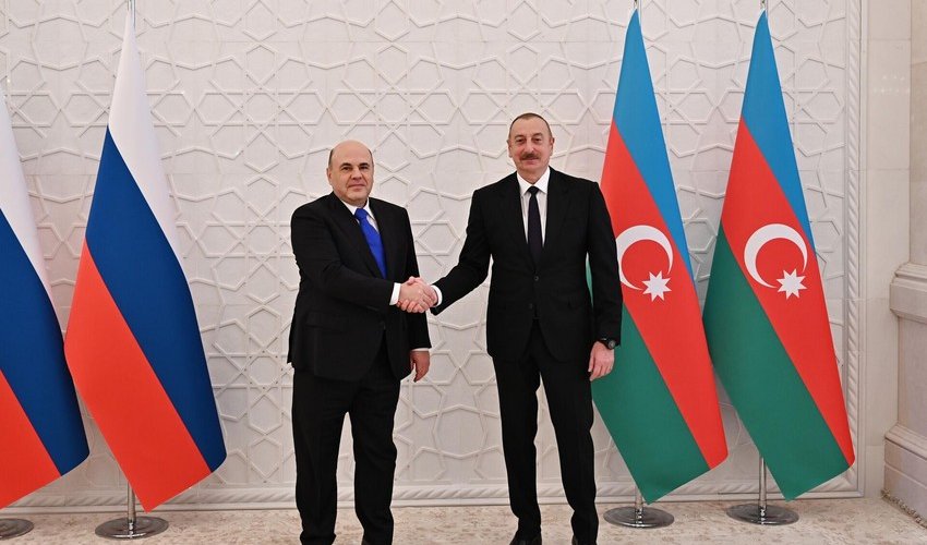İlham Əliyevin Rusiya Hökumətinin sədri ilə təkbətək görüşü olub İlham Əliyevin Rusiya Hökumətinin sədri ilə təkbətək görüşü olub