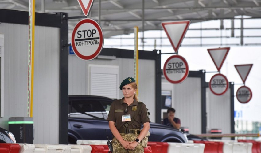 Polşa Ukraynaya kredit ayırıb Polşa Ukraynaya kredit ayırıb