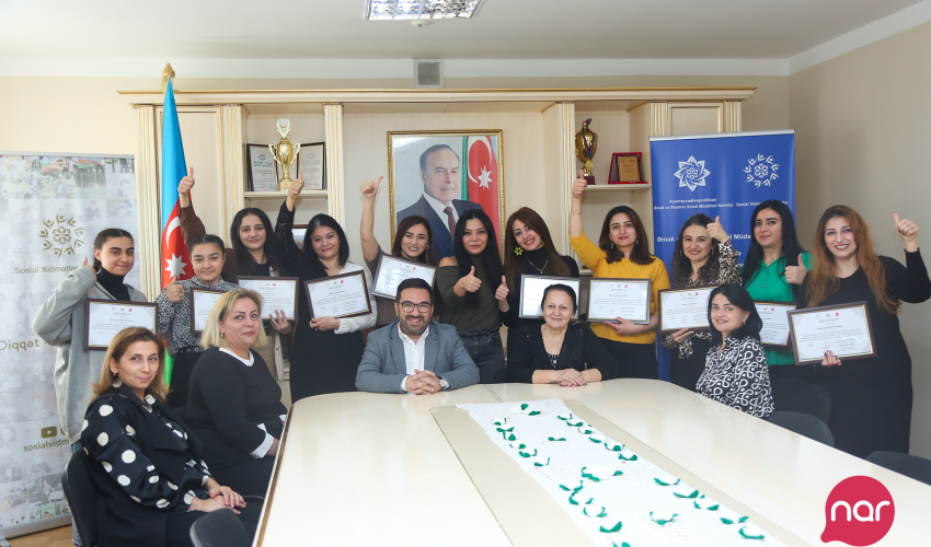 “Nar”ın eşitmə məhdudiyyətli şəxslər üçün peşə təlimlərinin ilk mərhələsi başa çatdı “Nar”ın eşitmə məhdudiyyətli şəxslər üçün peşə təlimlərinin ilk mərhələsi başa çatdı