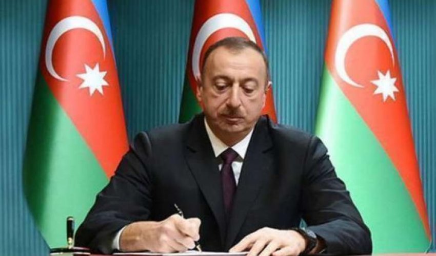 Prezidentdən Ədliyyə Nazirliyinin əməkdaşları ilə bağlı - Sərəncam Prezidentdən Ədliyyə Nazirliyinin əməkdaşları ilə bağlı - Sərəncam