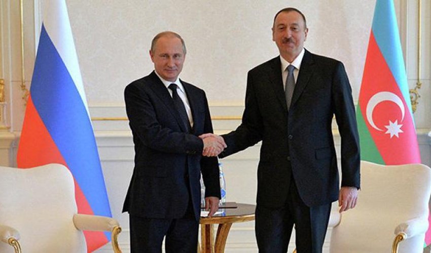 Əliyev və Putin arasında telefon danışığı olub