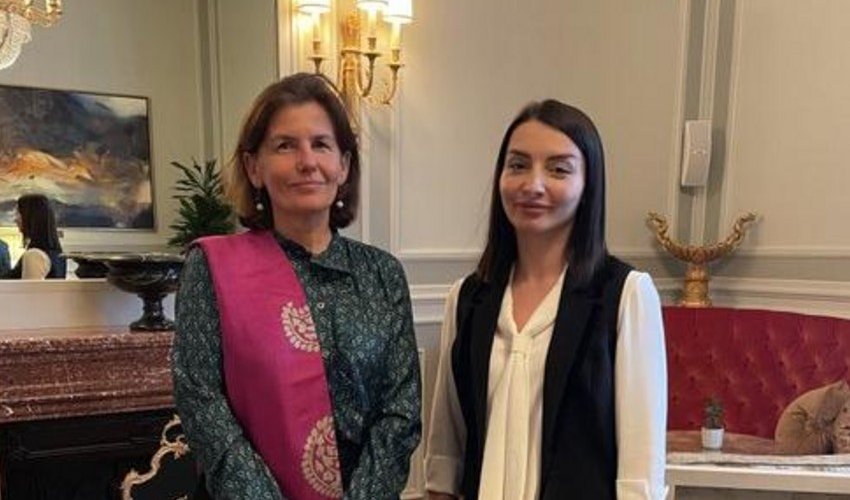 Leyla Abdullayeva meets new French Ambassador to Azerbaijan Leyla Abdullayeva meets new French Ambassador to Azerbaijan