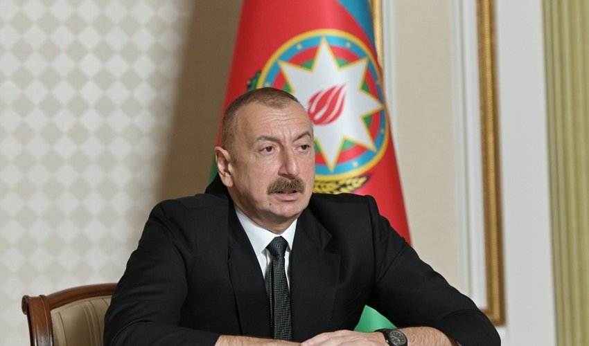 Bu jurnalistlərə “Əməkdar jurnalist” fəxri adı və Prezidentin fərdi təqaüdü verilib Bu jurnalistlərə “Əməkdar jurnalist” fəxri adı və Prezidentin fərdi təqaüdü verilib