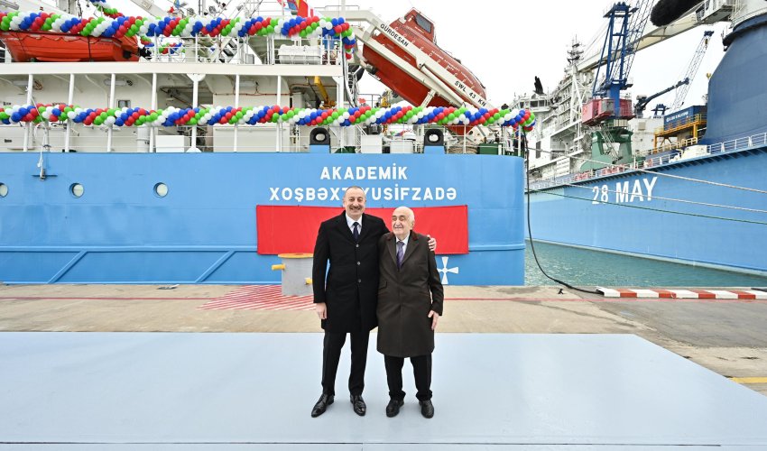 Prezident tankerin istismara verilməsi mərasimində iştirak edib - YENİLƏNİB