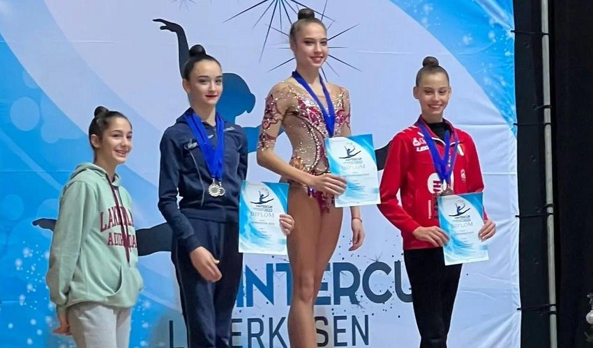 Azərbaycanın bədii gimnastı Almaniyada gümüş medal qazanıb