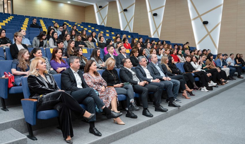 Yelo Bank-da “Women Bankers’ Club”-ın görüşü keçirilib