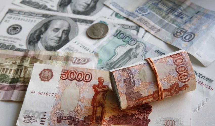 Russian ruble drops against US dollar and euro