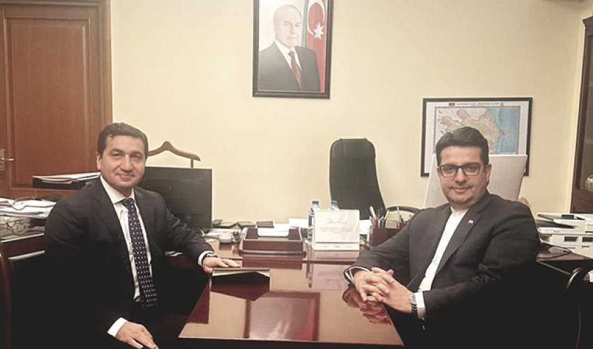 Hikmət Hacıyev İran səfiri ilə görüşdü Hikmət Hacıyev İran səfiri ilə görüşdü