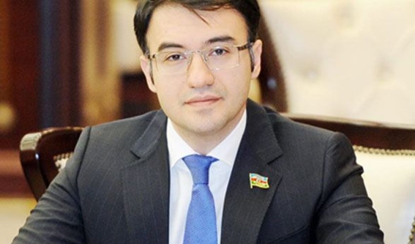 Azərbaycanda işləmək hüquqi olan əcnəbilər yaşamaq hüququnu birbaşa əldə edir - DEPUTAT Azərbaycanda işləmək hüquqi olan əcnəbilər yaşamaq hüququnu birbaşa əldə edir - DEPUTAT