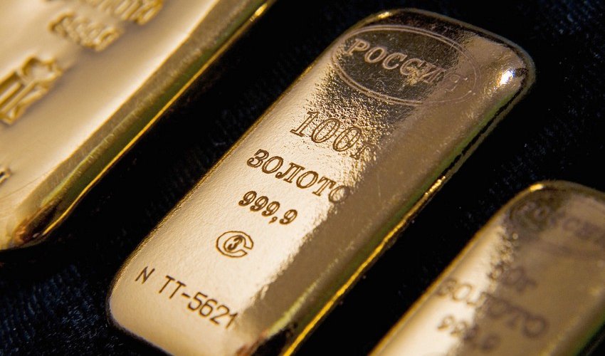 Gold prices fall amid dollar strengthening, Fed expectations