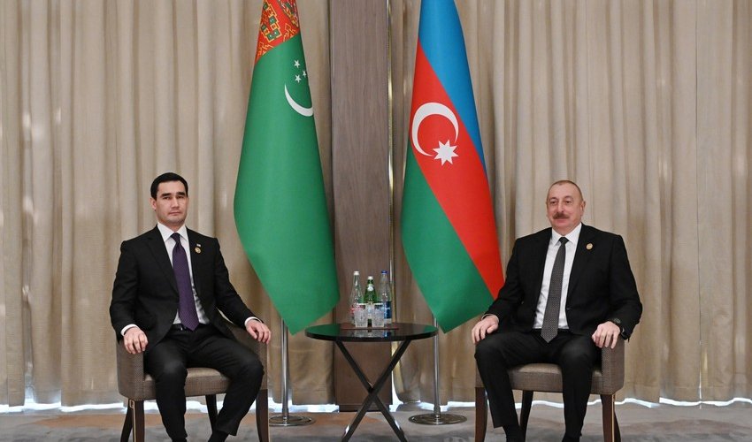Ilham Aliyev meets with President of Turkmenistan Ilham Aliyev meets with President of Turkmenistan