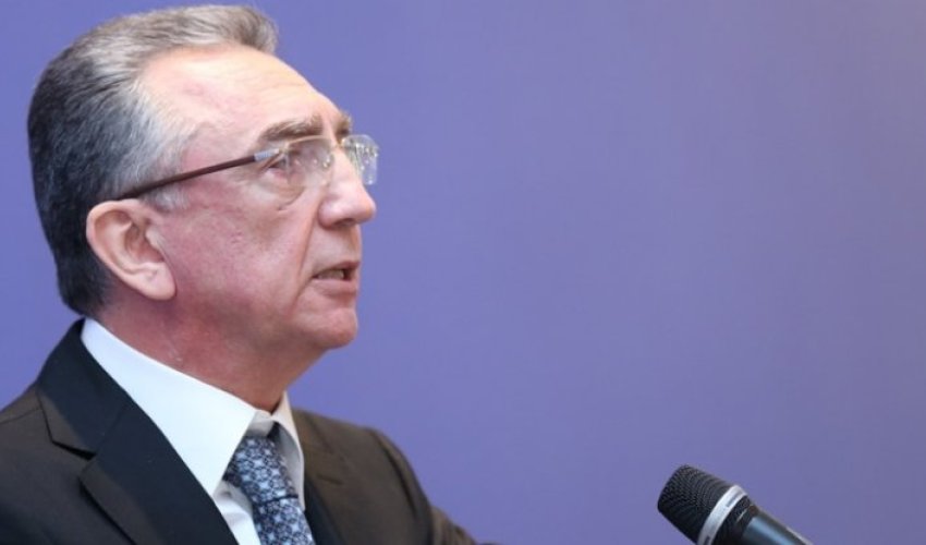 Eldar Əzizov Mirdamət Seyidova yeni vəzifə verdi Eldar Əzizov Mirdamət Seyidova yeni vəzifə verdi