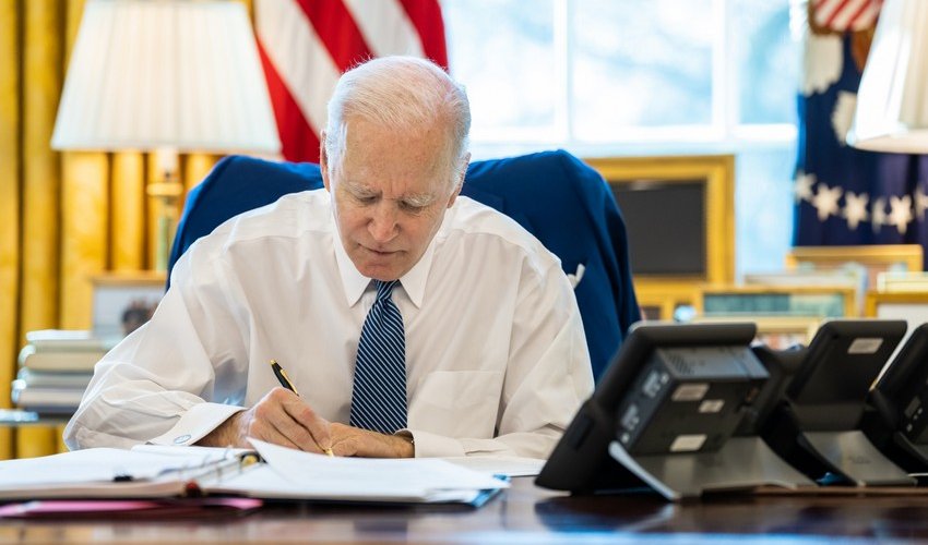 Biden expected to sign new executive order on gun control Biden expected to sign new executive order on gun control