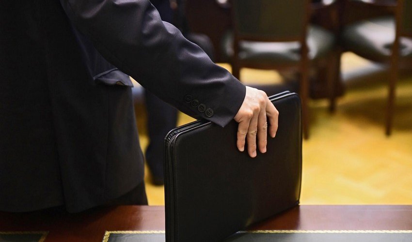 UK intelligence: Russian officials subject to severe foreign travel restrictions