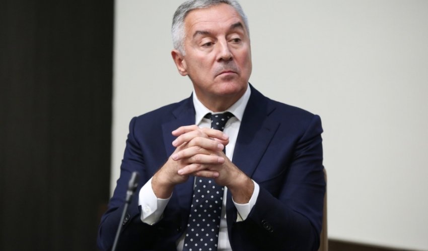 Monteneqro parlamenti buraxıldı