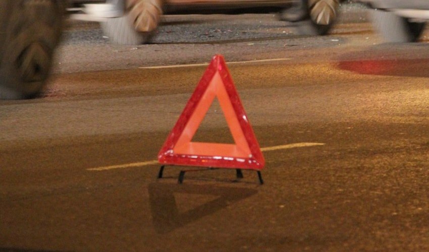 ДТП в Агстафе, пострадавшего доставили в Баку ДТП в Агстафе, пострадавшего доставили в Баку