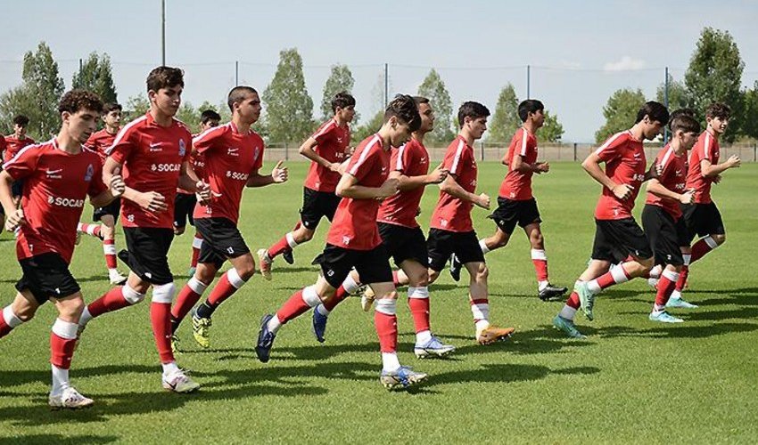 Azərbaycanın U-17 millisinin heyəti açıqlanıb Azərbaycanın U-17 millisinin heyəti açıqlanıb