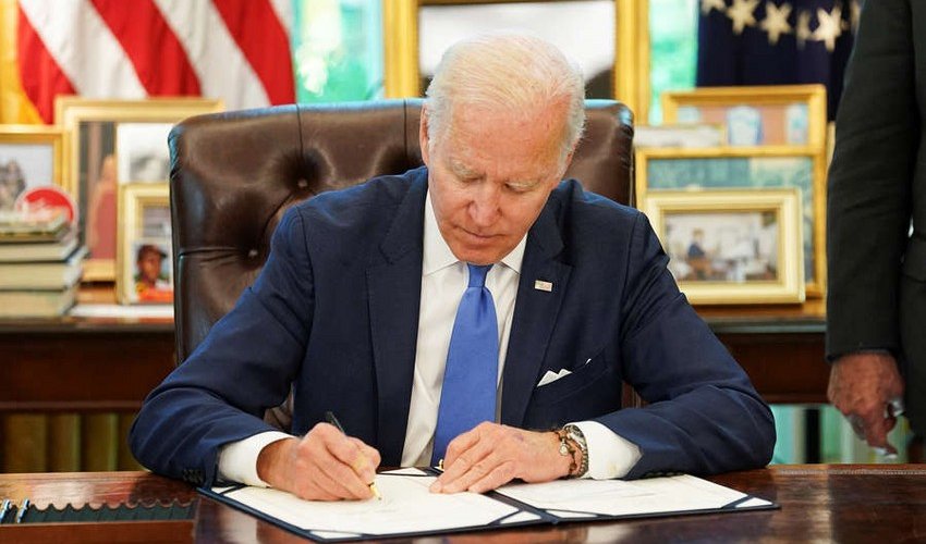 Байден подписал закон, обязывающий разведку раскрыть данные о происхождении COVID-19 Байден подписал закон, обязывающий разведку раскрыть данные о происхождении COVID-19