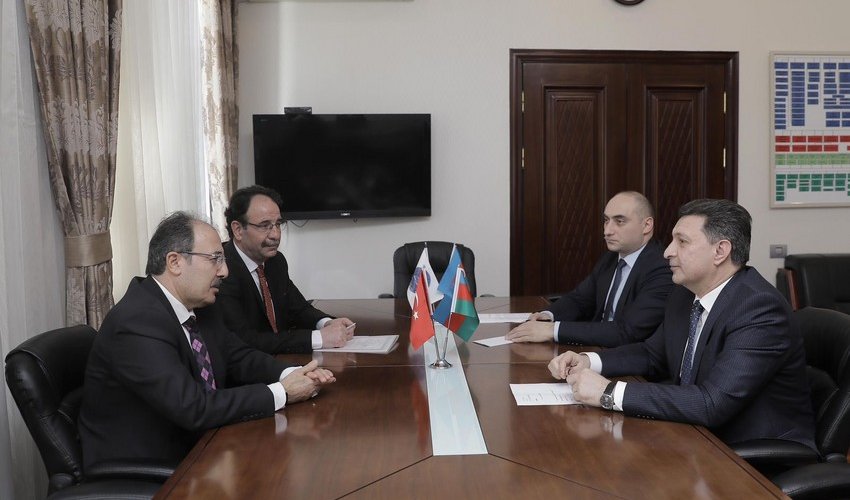 Ambassador Bagci meets with Turkish students of Azerbaijan Medical University Ambassador Bagci meets with Turkish students of Azerbaijan Medical University