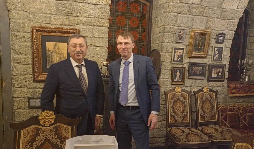 Azərbaycan və Çexiya XİN-ləri arasında siyasi məsləhətləşmələr keçirilib Azərbaycan və Çexiya XİN-ləri arasında siyasi məsləhətləşmələr keçirilib