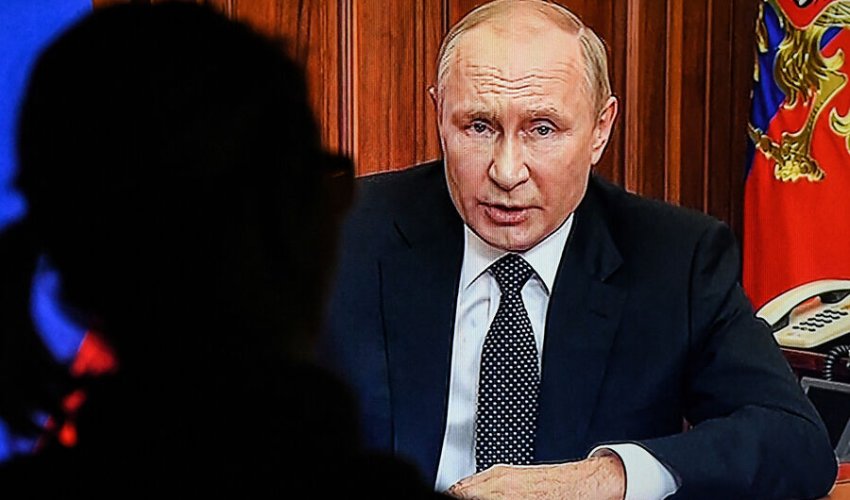 Putin iki səfiri geriçağırdı Putin iki səfiri geriçağırdı
