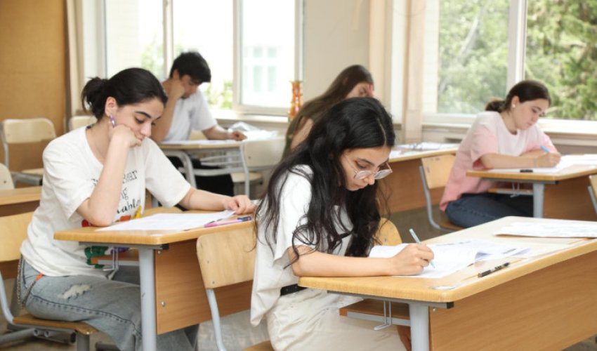 IX siniflər üçün keçiriləcək buraxılış imtahanının tarixi açıqlanıb IX siniflər üçün keçiriləcək buraxılış imtahanının tarixi açıqlanıb