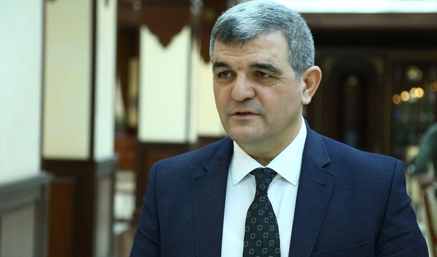 Fazil Mustafa müalicə aldığı xəstəxanadan evə buraxılıb Fazil Mustafa müalicə aldığı xəstəxanadan evə buraxılıb