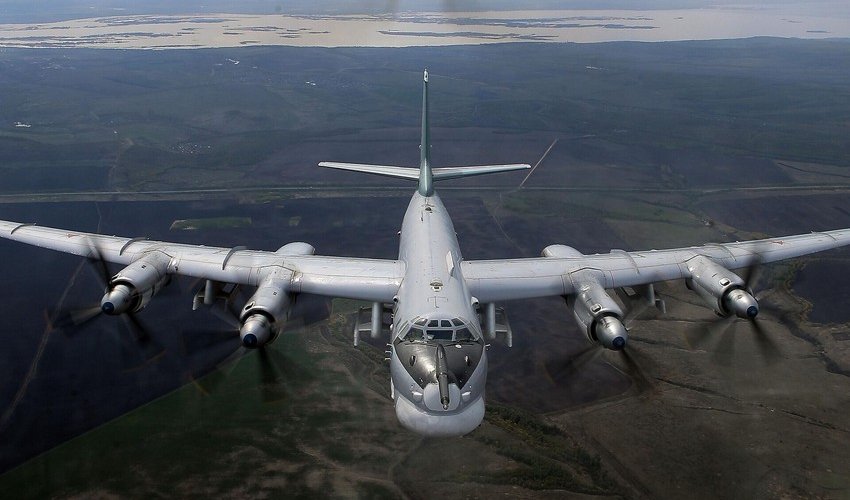 Russian troops fire 15 missiles on Kyiv