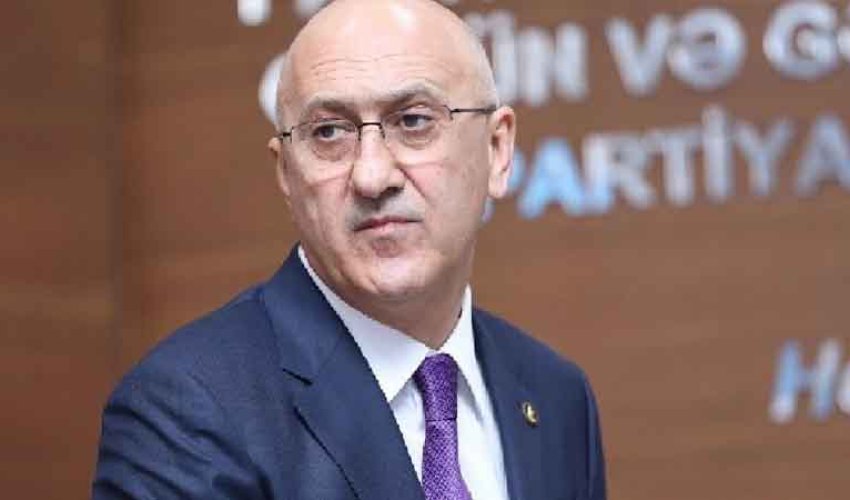 Sabiq icra başçısının vəzifəli qardaşını söyən şəxs həbs edildi Sabiq icra başçısının vəzifəli qardaşını söyən şəxs həbs edildi