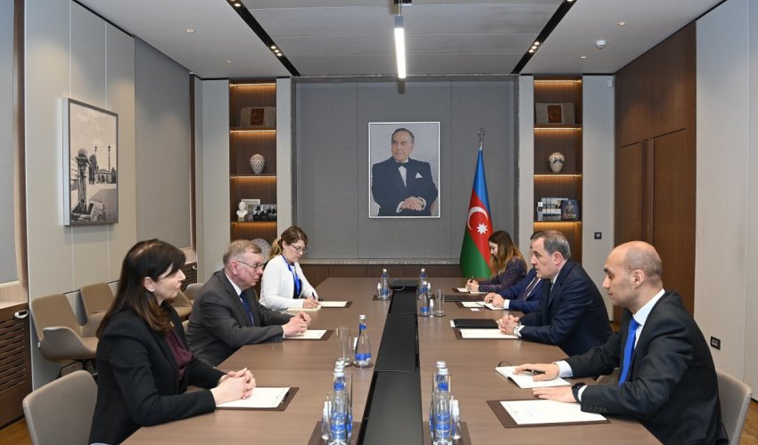Ceyhun Bayramov BMT Baş katibinin köməkçisi ilə görüşüb