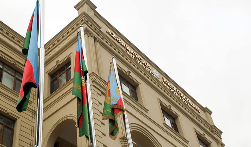 Позиции ВС Азербайджана подверглись обстрелу Позиции ВС Азербайджана подверглись обстрелу