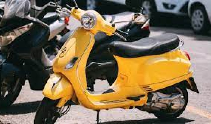 Deputat moped sürücülərinə sürücülük vəsiqəsi verilməsi məsələsinə toxunub Deputat moped sürücülərinə sürücülük vəsiqəsi verilməsi məsələsinə toxunub